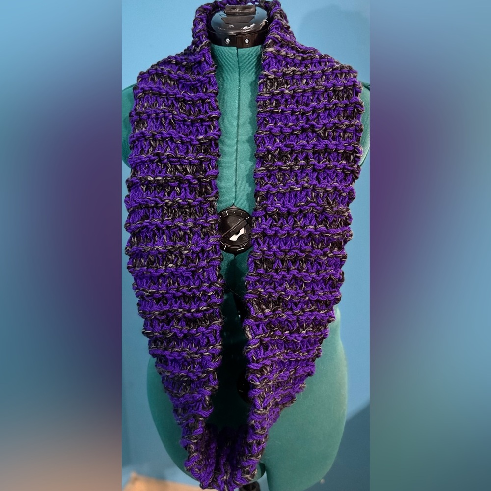 Handmade Hand Crafted Knit infinity scarf purple and black charcoal - Picture 1 of 3